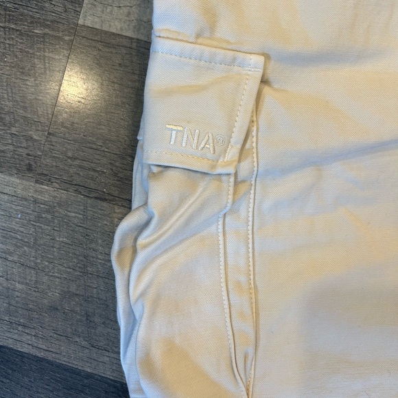 TNA Off-White Cargo Pants - Picture 9 of 12